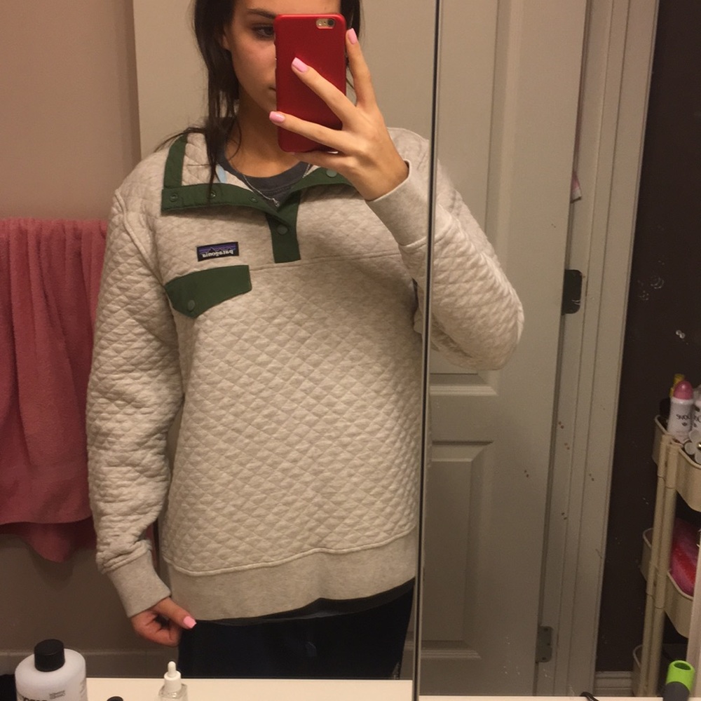 Off White Patagonia with green detailing